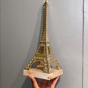 Eiffel Tower statue